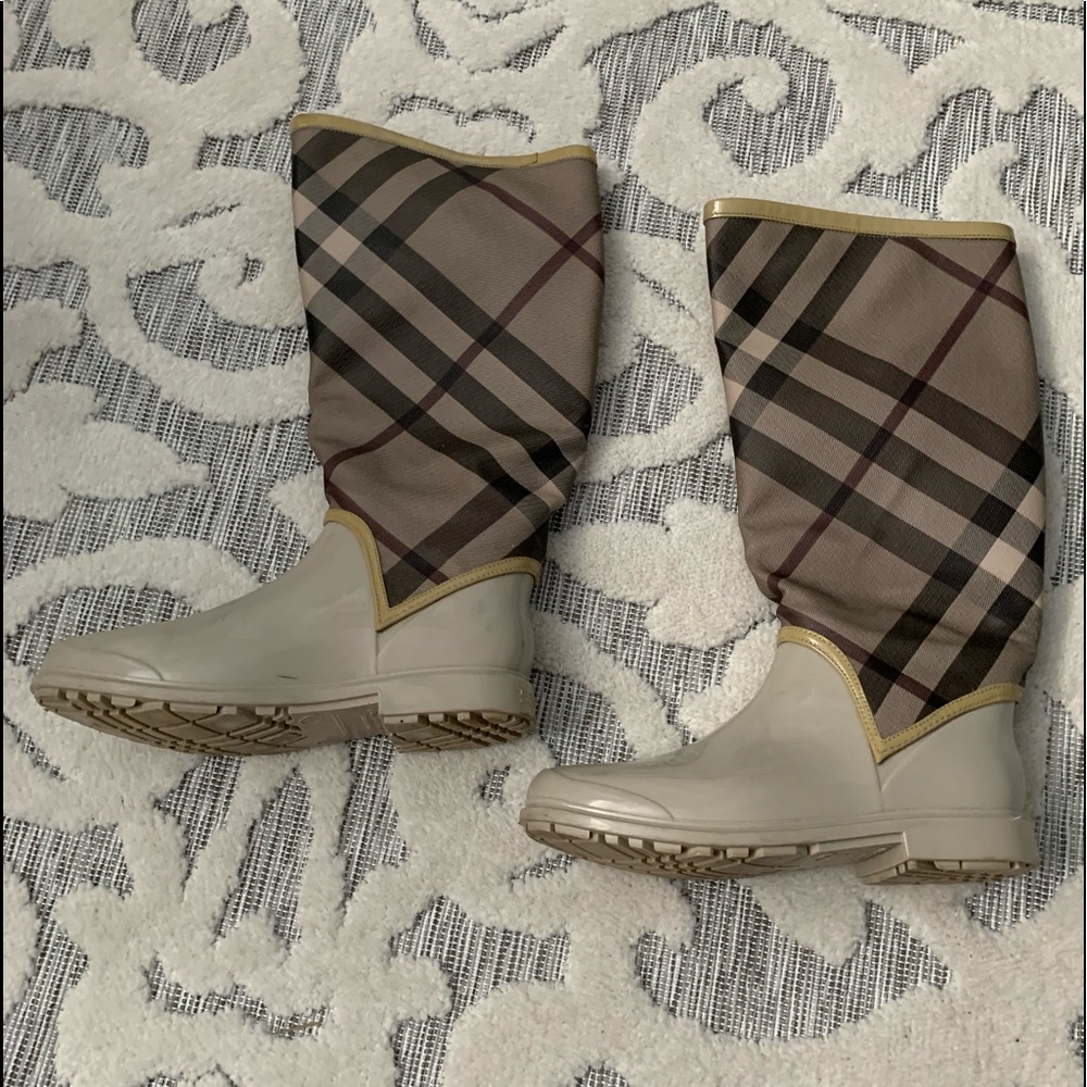 Burberry Rainboots